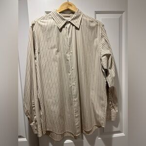Banana Republic men’s button down shirt